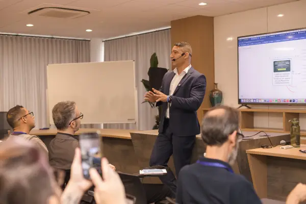 Apresentando o Curso de Tráfego Pago Presencial